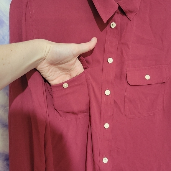 NWOT Women's Maroon Button Up Blouse Long Sleeve Size Small - Picture 8 of 11